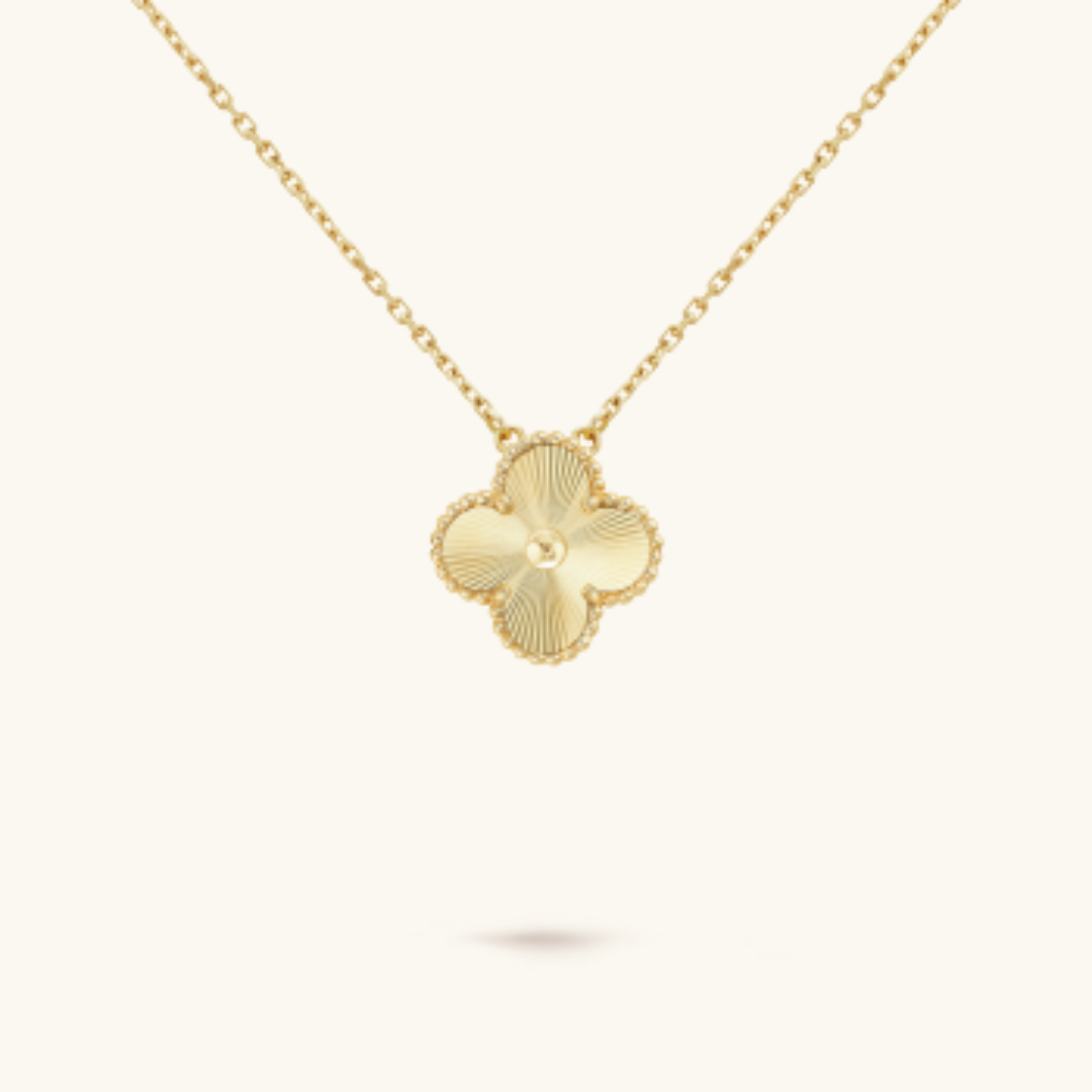 Clover Halskette
