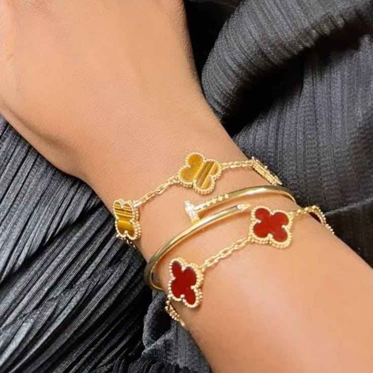 Clover Armband Rot