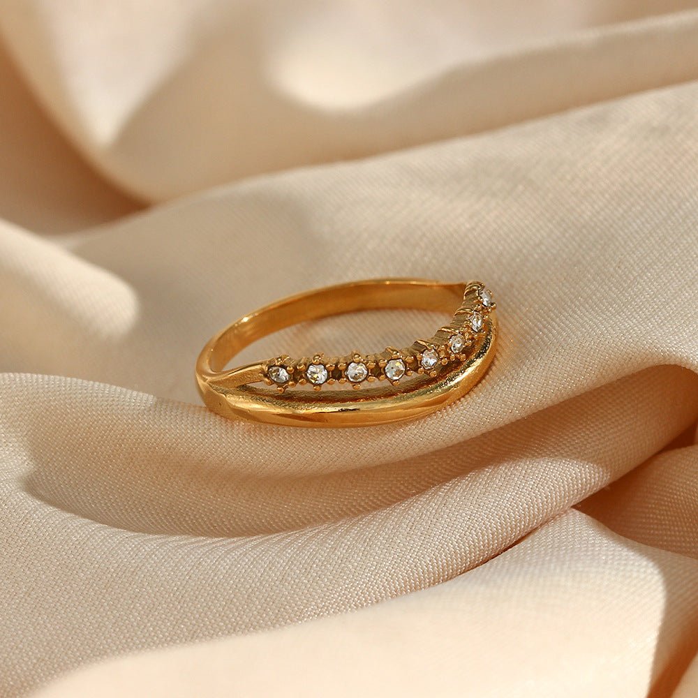 Adeline Schmaler Ring in Gold