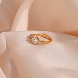 Alaia Glitzernder Ring in Gold