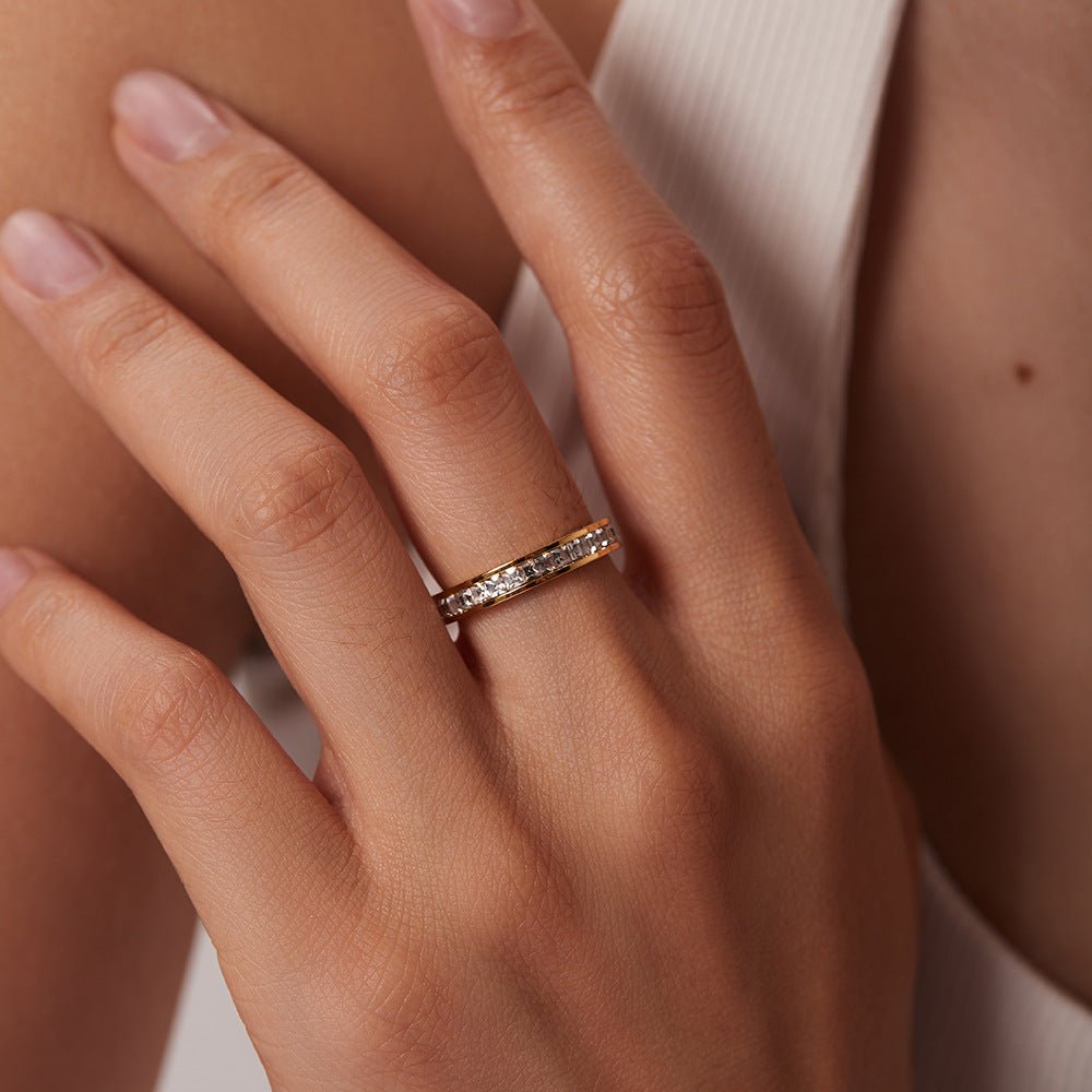 Alleria Strahlender Ring in Gold