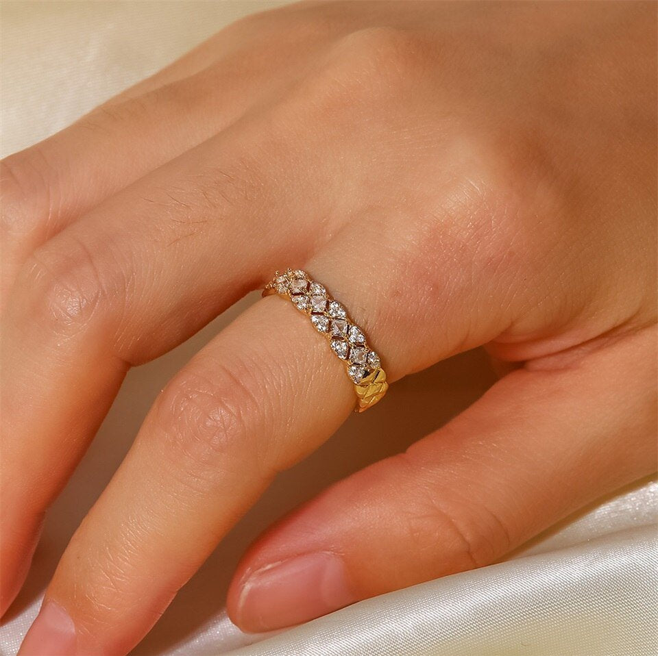 Camille Gemusterter Ring in Gold