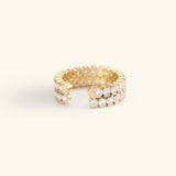 Cassandra Steinbesetzter Ring in Gold