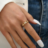Chloe Offener Ring in Gold