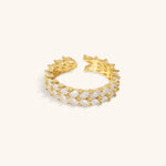 Clarisse Gemusterter Ring in Gold