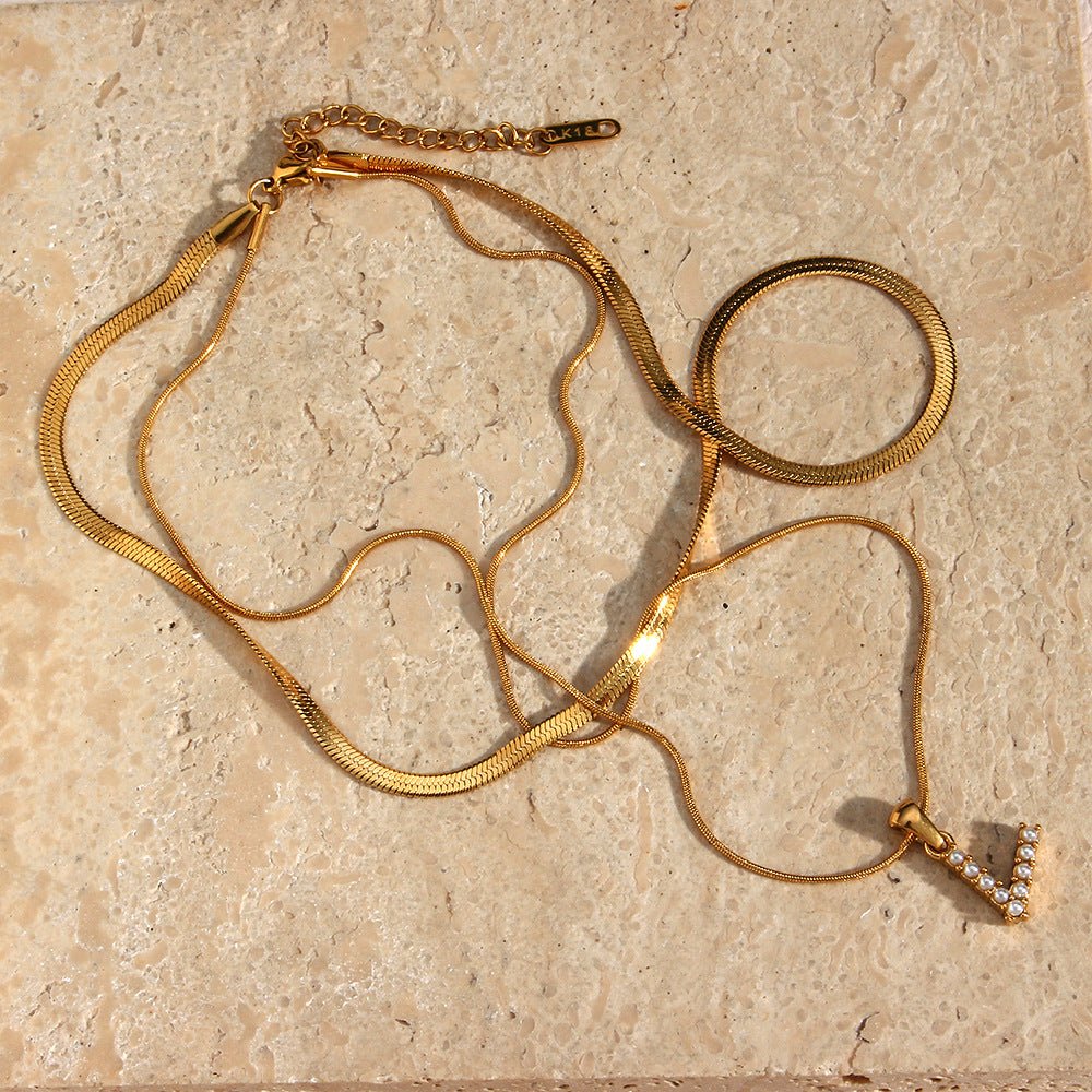 Fiona Initialenhalskette in Gold