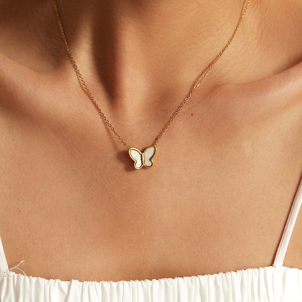 Flutterby Schmetterlingshalskette in Gold