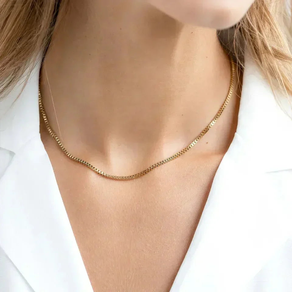 Geordyn Kantige Halskette in Gold