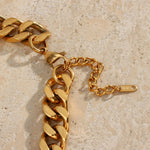 Gianna Grobe Gliederhalskette in Gold