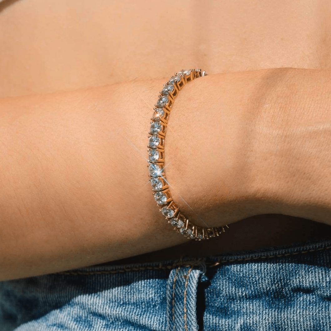 Elegantes Tennisarmband in Gold
