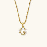 Maeve Diamant-Initialenhalskette in Gold