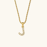 Maeve Diamant-Initialenhalskette in Gold