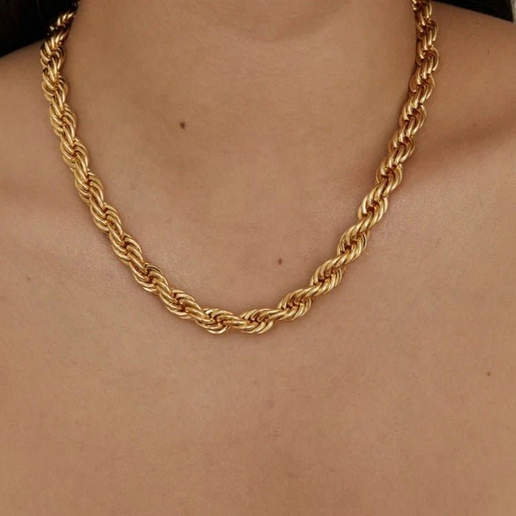 Mila Gedrehte Halskette in Gold