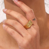 Miles Ring mit Schlangenmuster in Gold