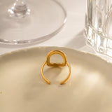 Noelle Unregelmäßiger Ring in Gold