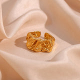 Paloma Skulpturaler Ring in Gold