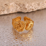 Paloma Skulpturaler Ring in Gold