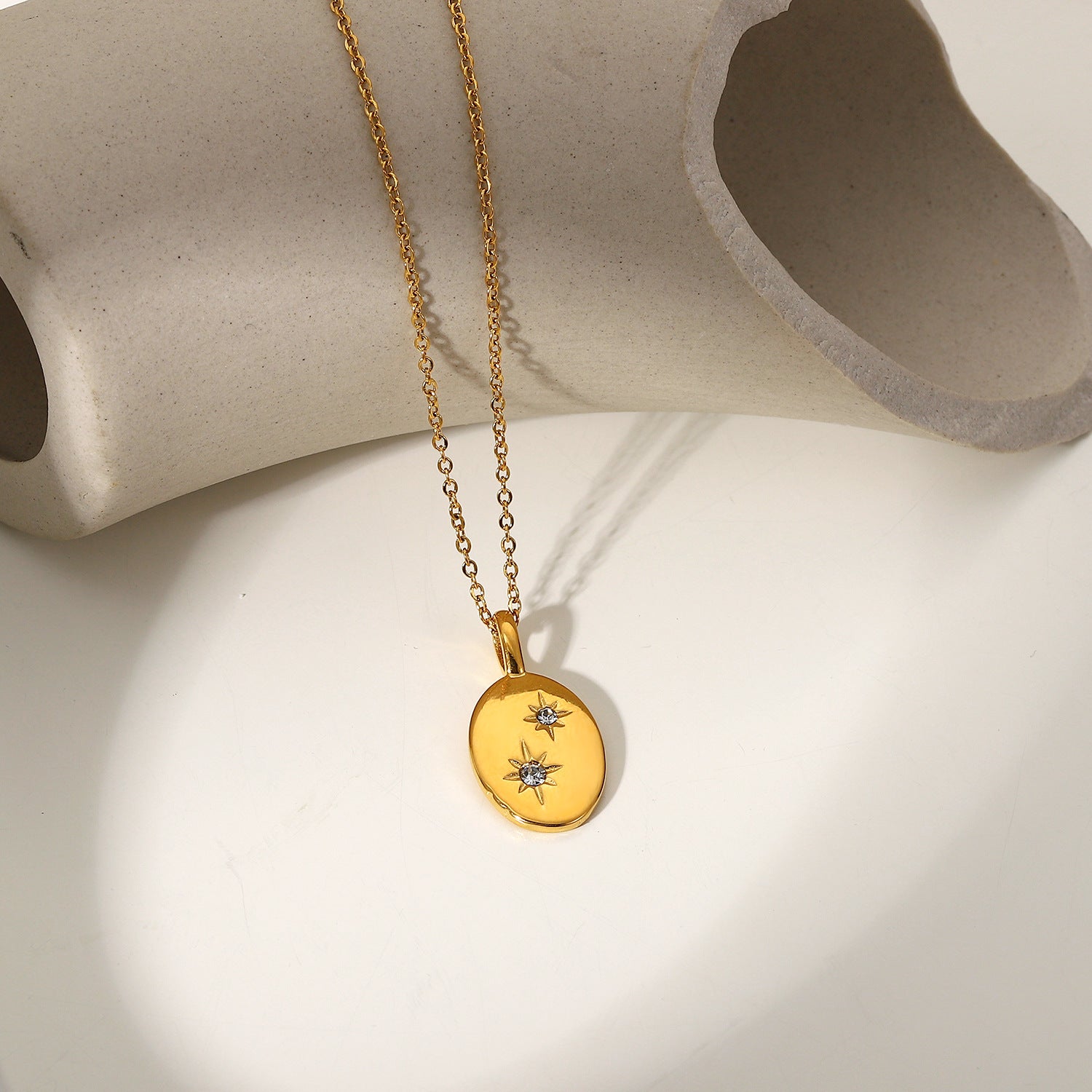 Pamela Sternhalskette in Gold