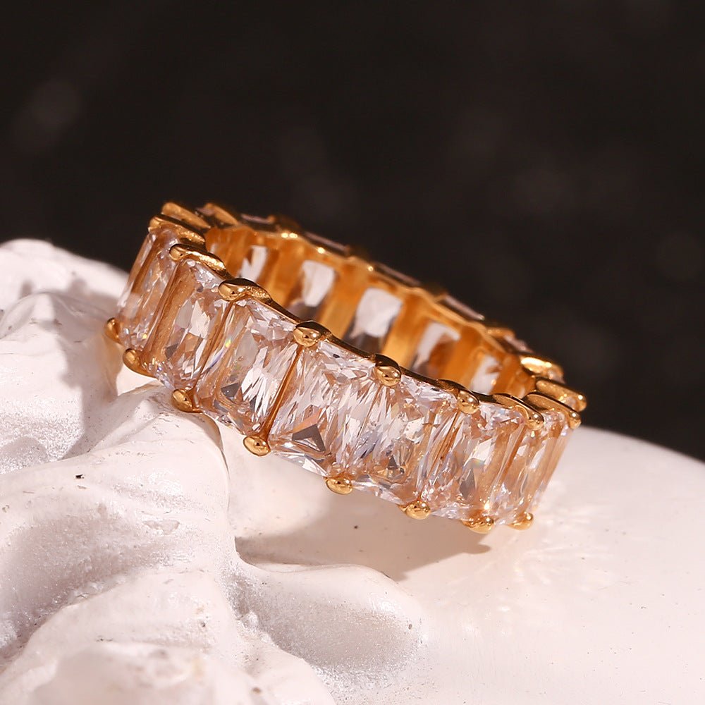 Sanna Diamantring in Gold