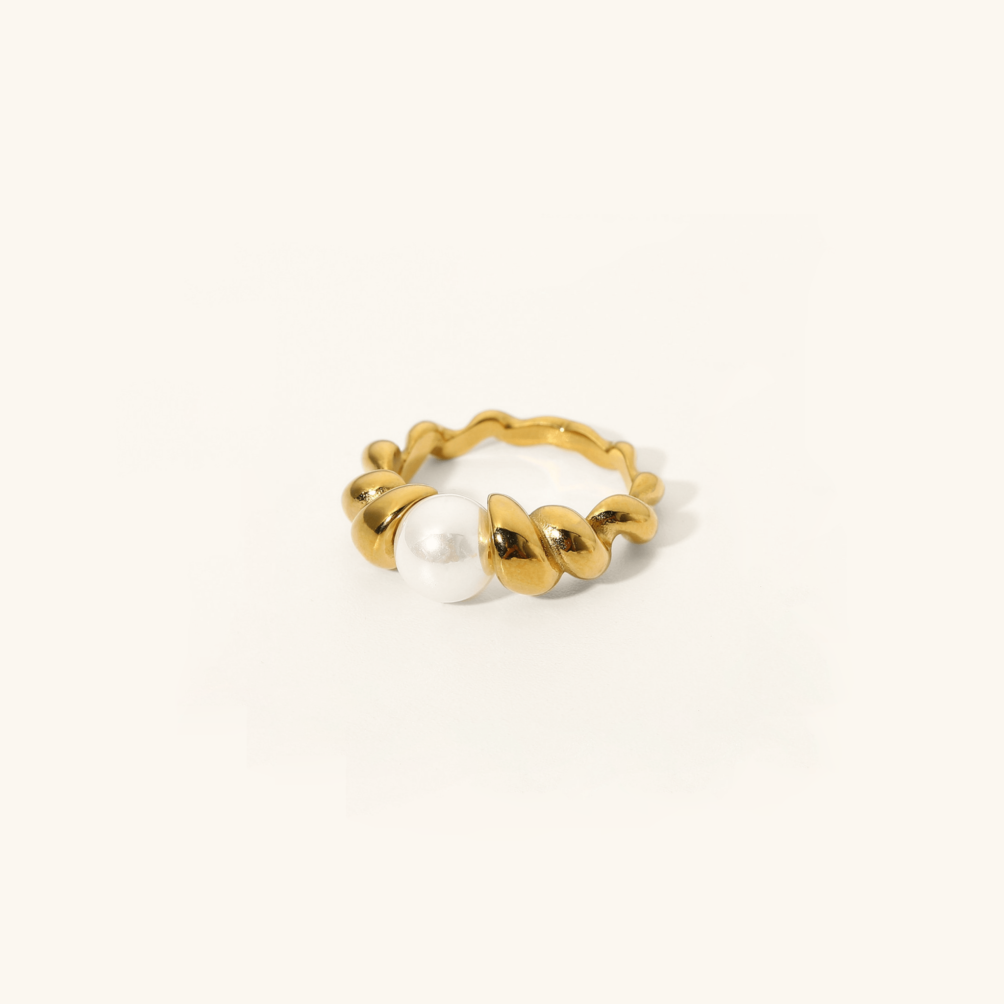 Scarlett Perlenring in Gold
