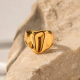 Sophie Unregelmäßiger Ring in Gold