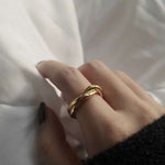 Viola Gedrehter Ring in Gold