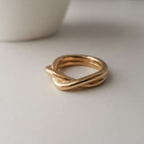 Viola Gedrehter Ring in Gold